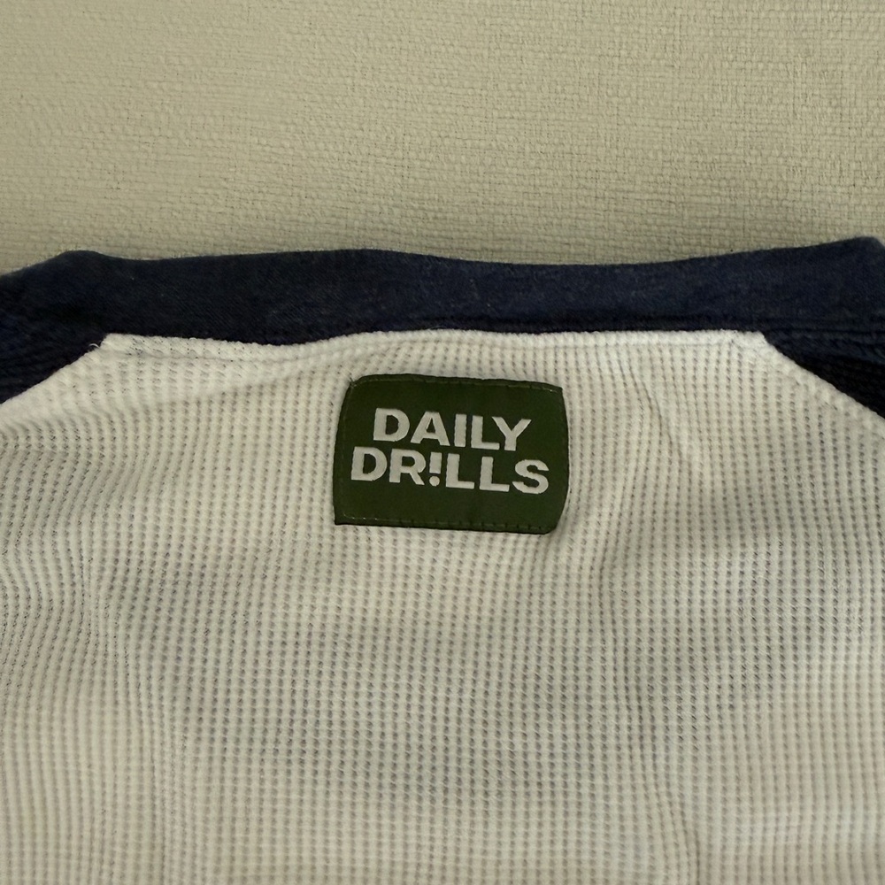 Daily Drills Navy and White Top - Picture 2 of 5